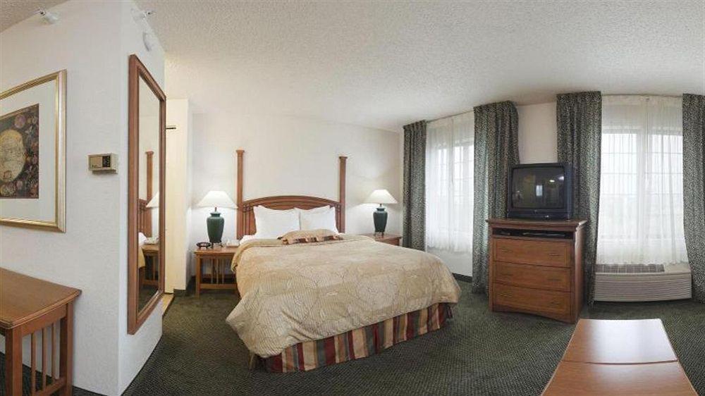 Candlewood Suites Eagan - Mall Of America Area By Ihg Buitenkant foto