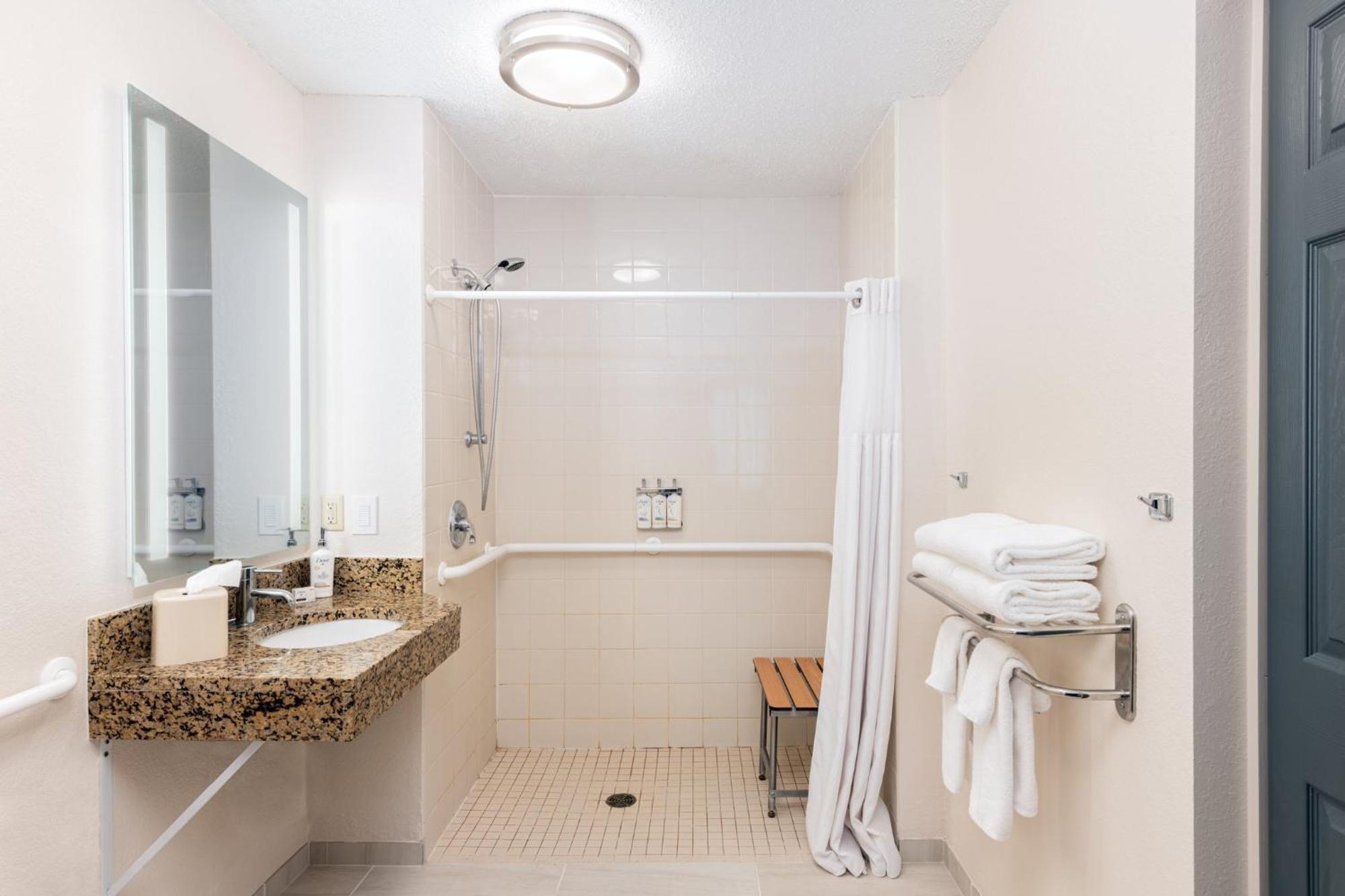 Candlewood Suites Eagan - Mall Of America Area By Ihg Buitenkant foto