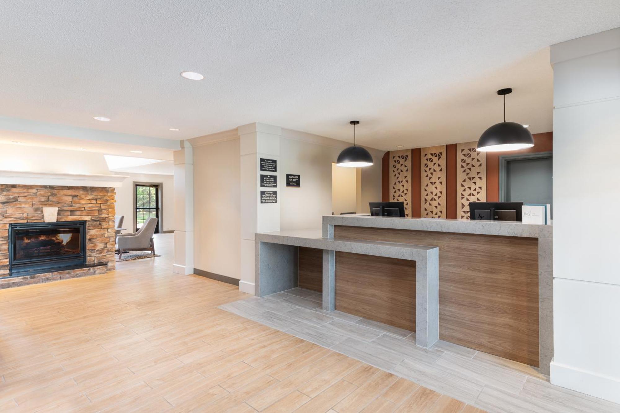 Candlewood Suites Eagan - Mall Of America Area By Ihg Buitenkant foto